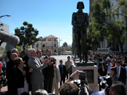 Inauguración de la escultura de Josep Llimona.
